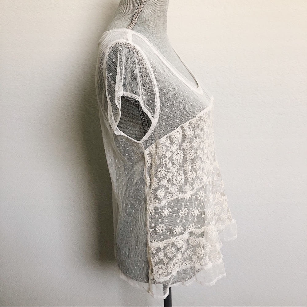 Cream lace American eagle top